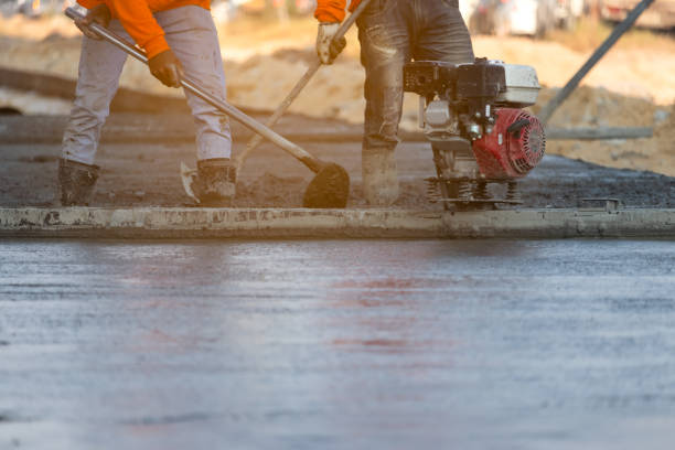 Best Concrete Contractor Near Me  in Sylvania, OH